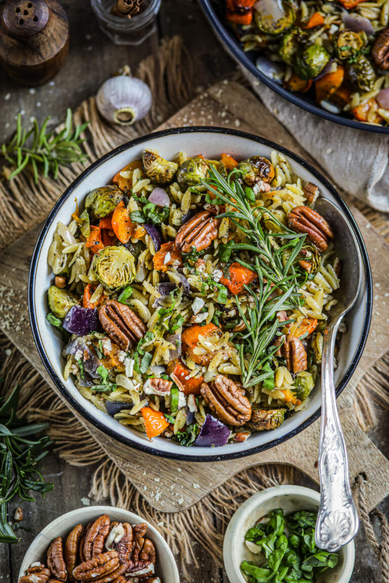 orzo risotto met geroosterde pompoen en spruitjes